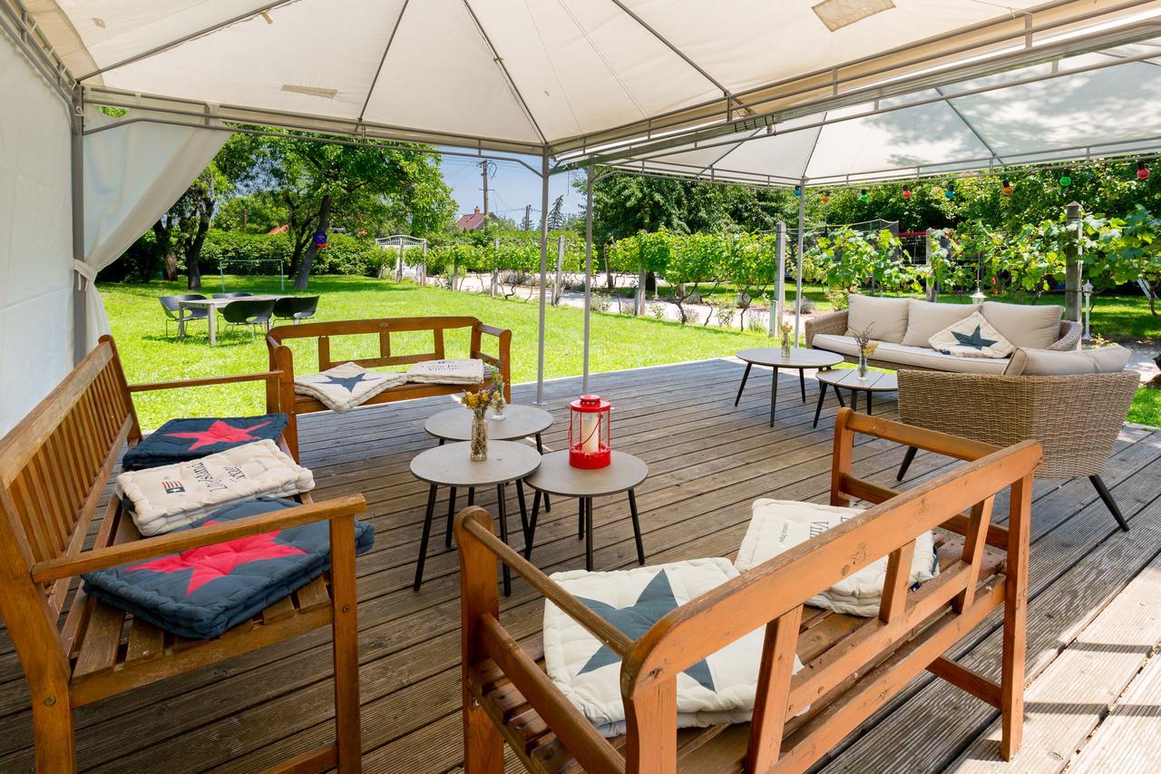 Manor Apartments, Bed & Breakfast