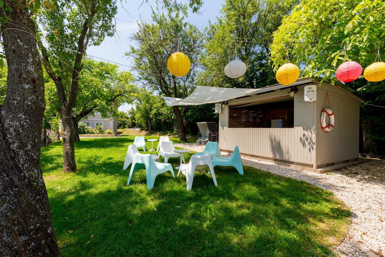 Manor Apartments,